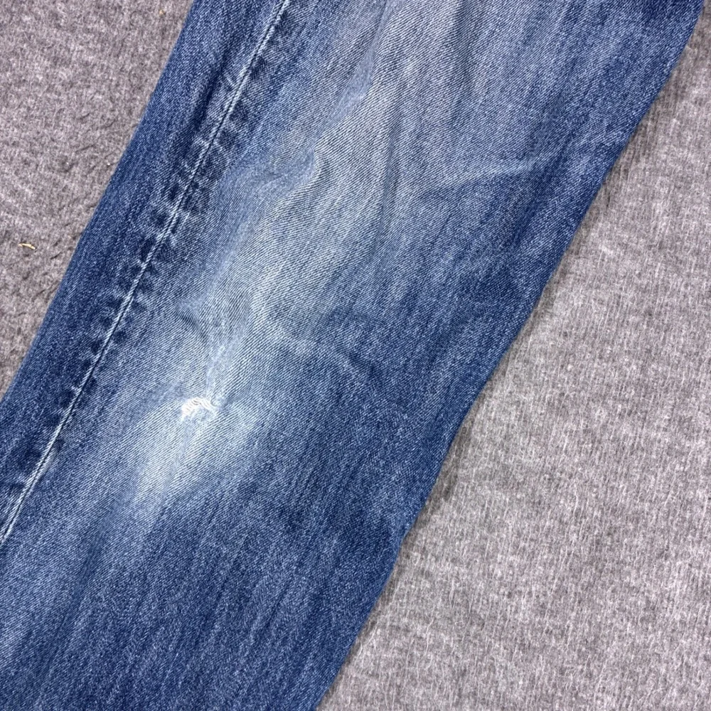 Levi's 514 Straight Leg Jeans Mens 34x32 Blue Distressed Denim